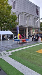 Daklozendag 2025 op Schouwburgplein Rotterdam