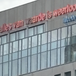 Alles van waarde is weerloos